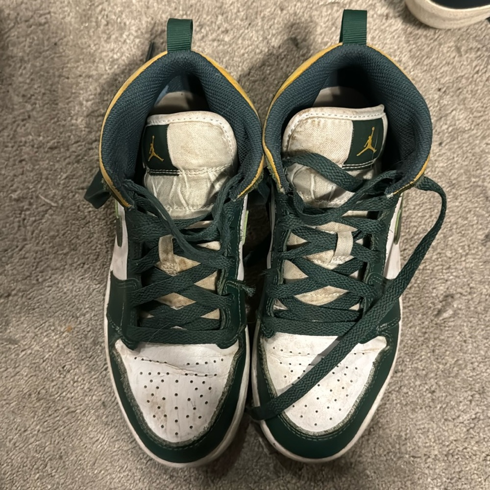 Boys Green and yellow Jordan’s